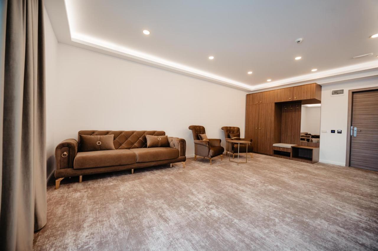Hotel Ariata Scheia 외부 사진