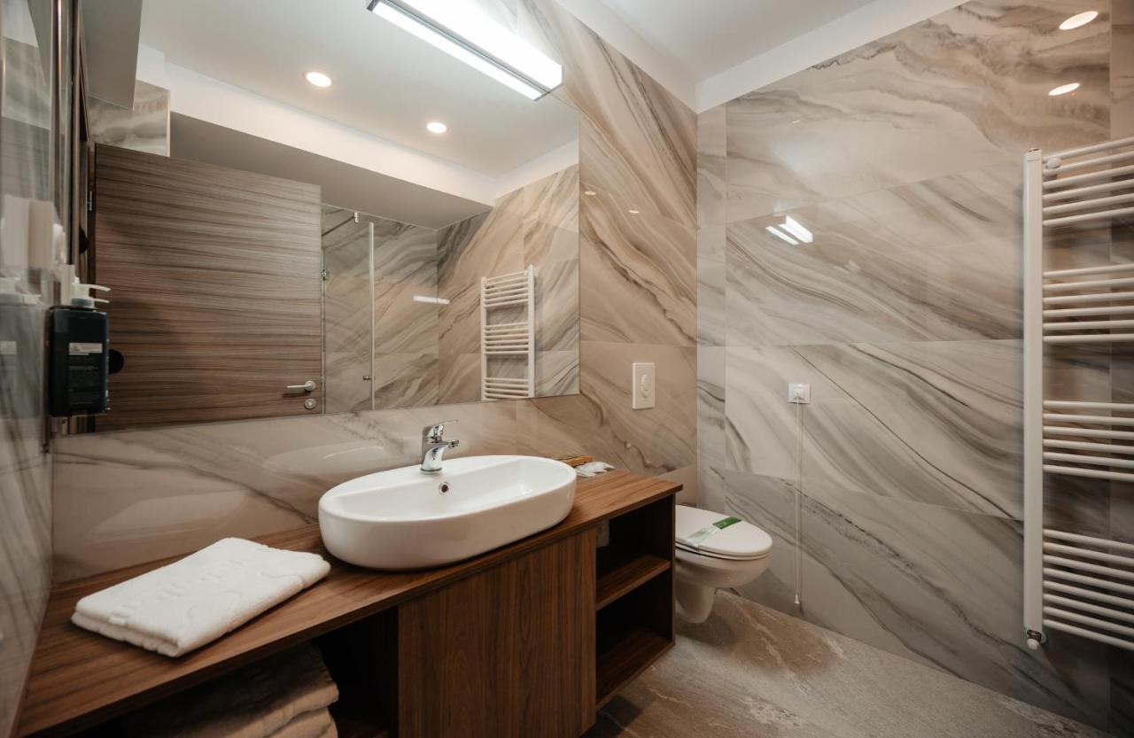 Hotel Ariata Scheia 외부 사진