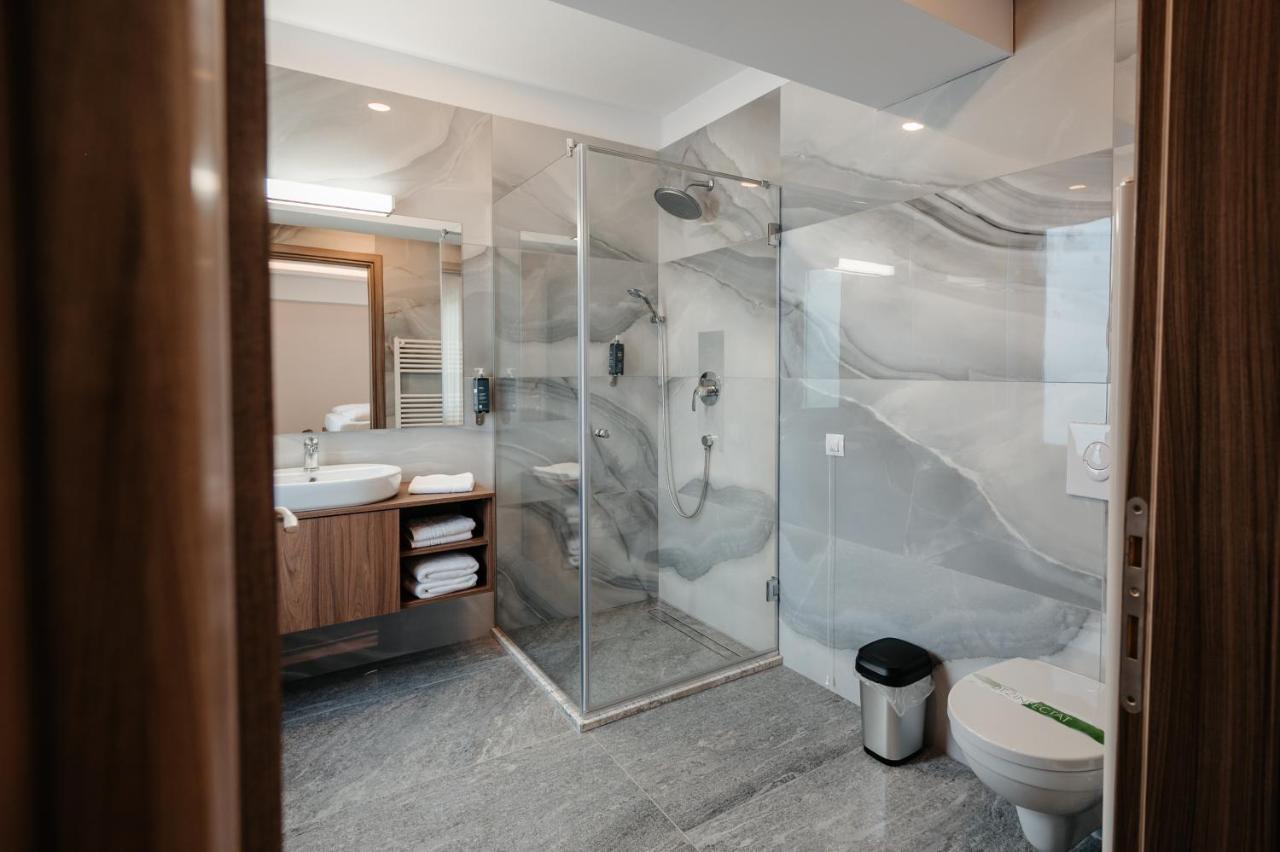 Hotel Ariata Scheia 외부 사진